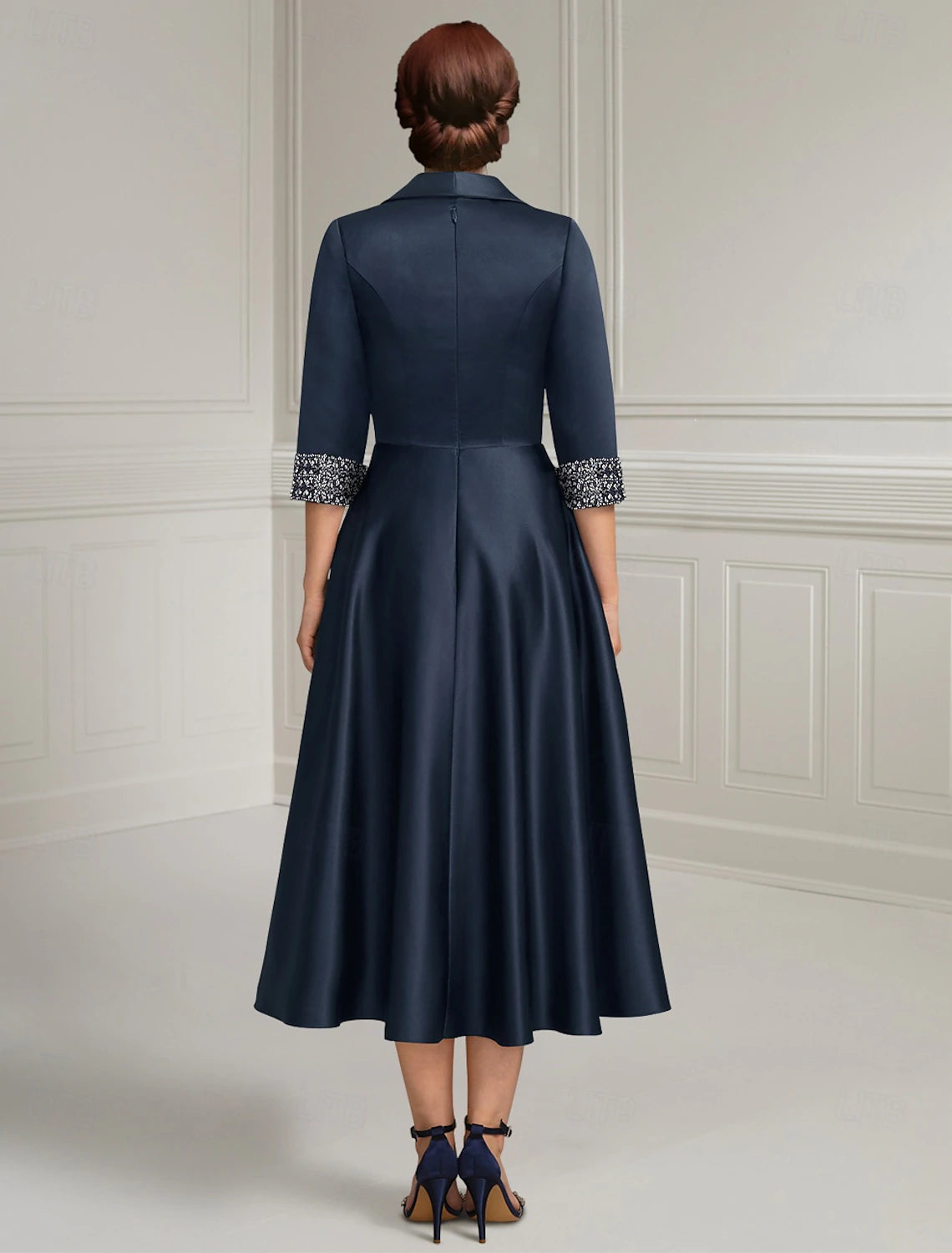 Vestido azul marino de corte A para madre de la novia, elegante, de satén, sencillo, cuello camisero, largo hasta la rodilla, manga 3/4 con faja/cinta y abalorios, color liso, 2024